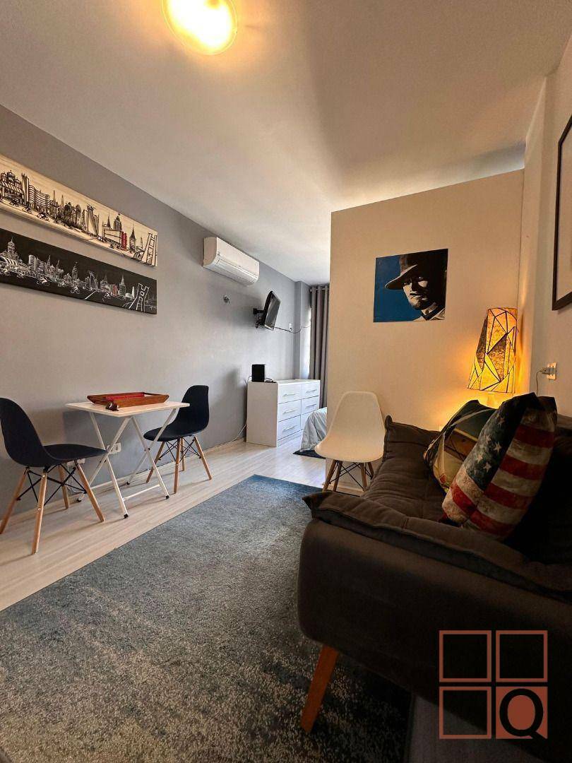 Apartamento à venda com 1 quarto, 28m² - Foto 1