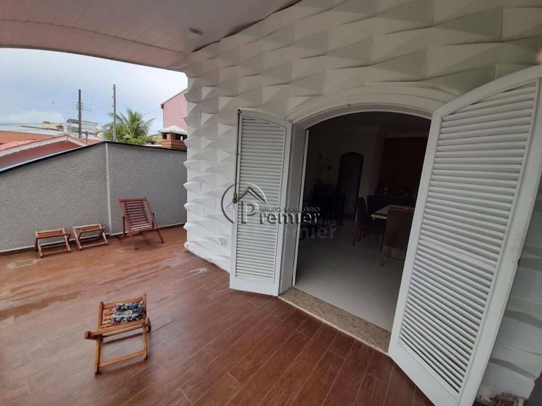 Casa à venda com 3 quartos, 219m² - Foto 20