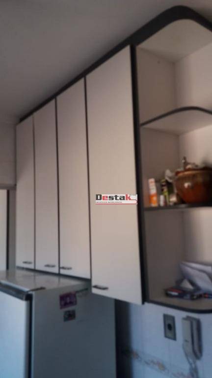 Apartamento à venda com 2 quartos, 54m² - Foto 17