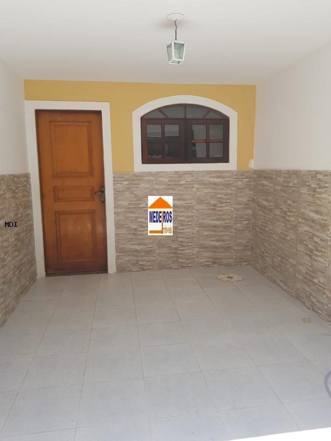 Casa à venda com 4 quartos, 185m² - Foto 3