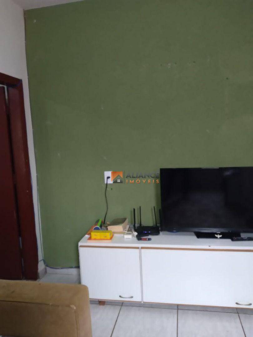 Casa à venda com 2 quartos, 100m² - Foto 15