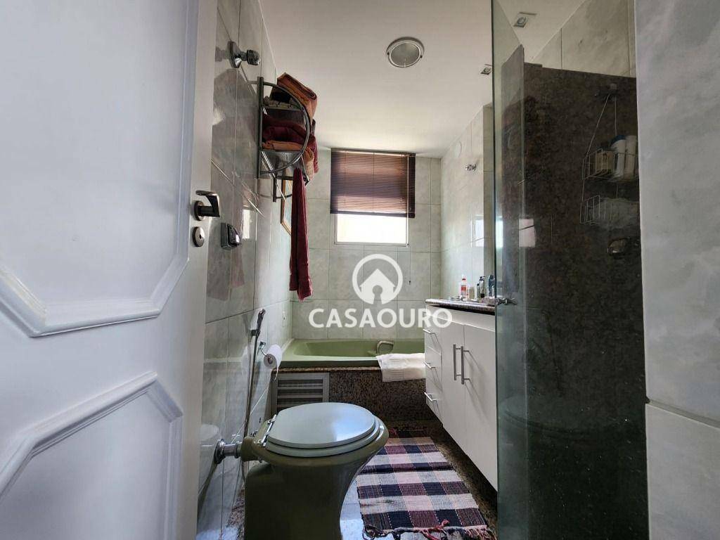 Apartamento à venda com 3 quartos, 131m² - Foto 16