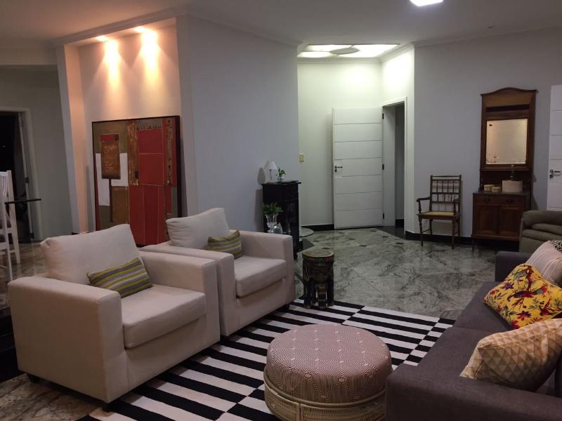 Apartamento à venda com 4 quartos, 250m² - Foto 6