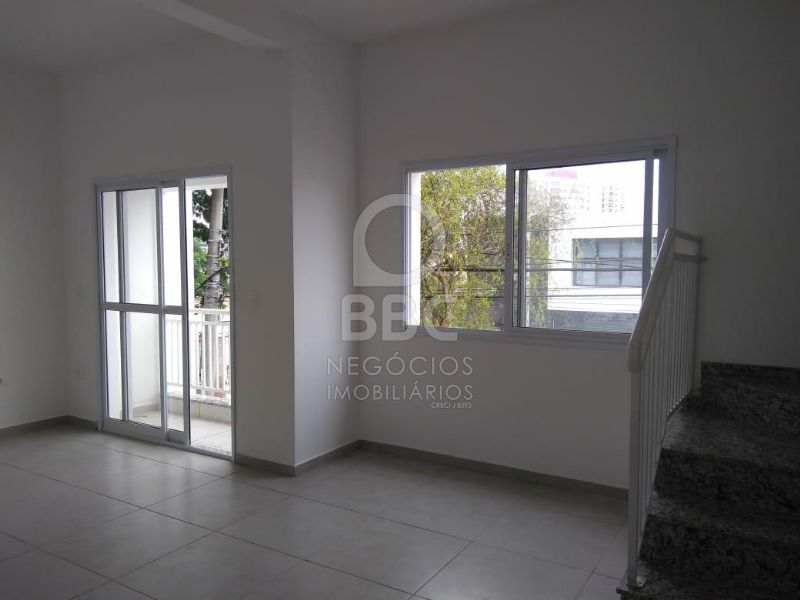 Sobrado à venda com 3 quartos, 160m² - Foto 2