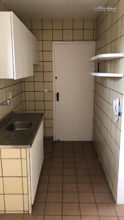 Apartamento à venda com 2 quartos, 65m² - Foto 18