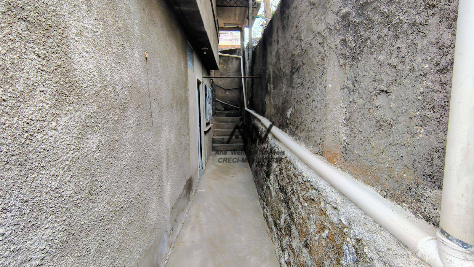 Casa à venda com 5 quartos, 170m² - Foto 14