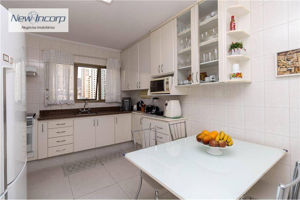 Apartamento à venda com 3 quartos, 117m² - Foto 12