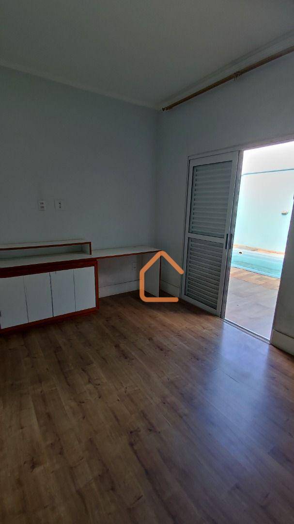 Casa à venda com 3 quartos, 180m² - Foto 21