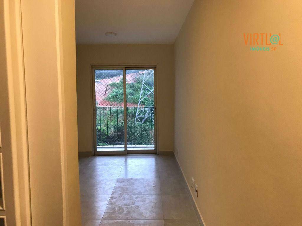 Apartamento à venda com 3 quartos, 61m² - Foto 2