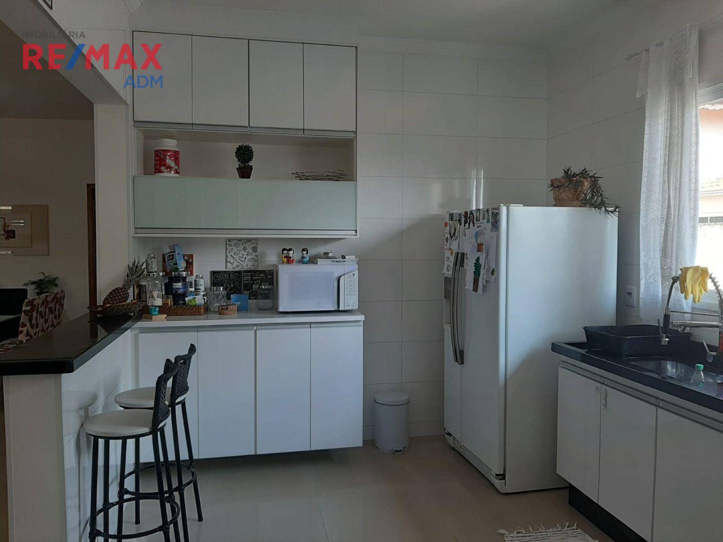 Casa de Condomínio à venda com 3 quartos, 208m² - Foto 14