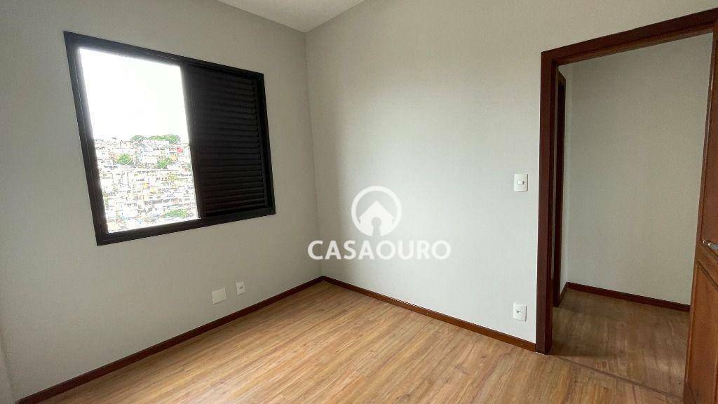 Cobertura à venda com 4 quartos, 260m² - Foto 9