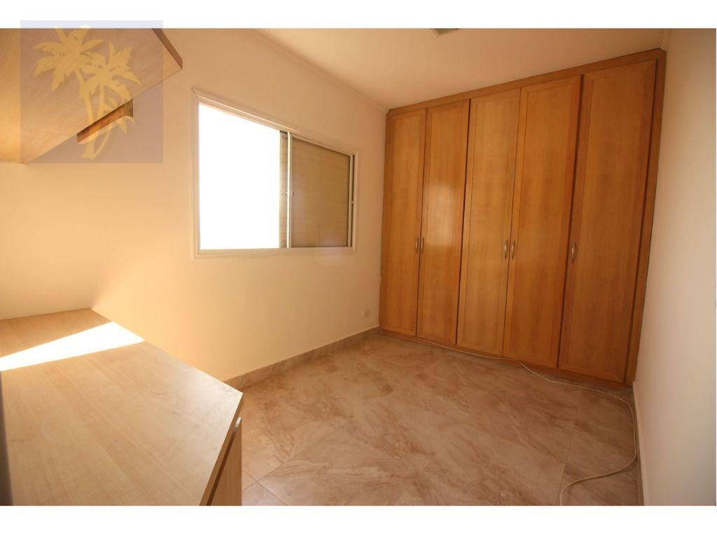 Apartamento para alugar com 3 quartos, 70m² - Foto 10