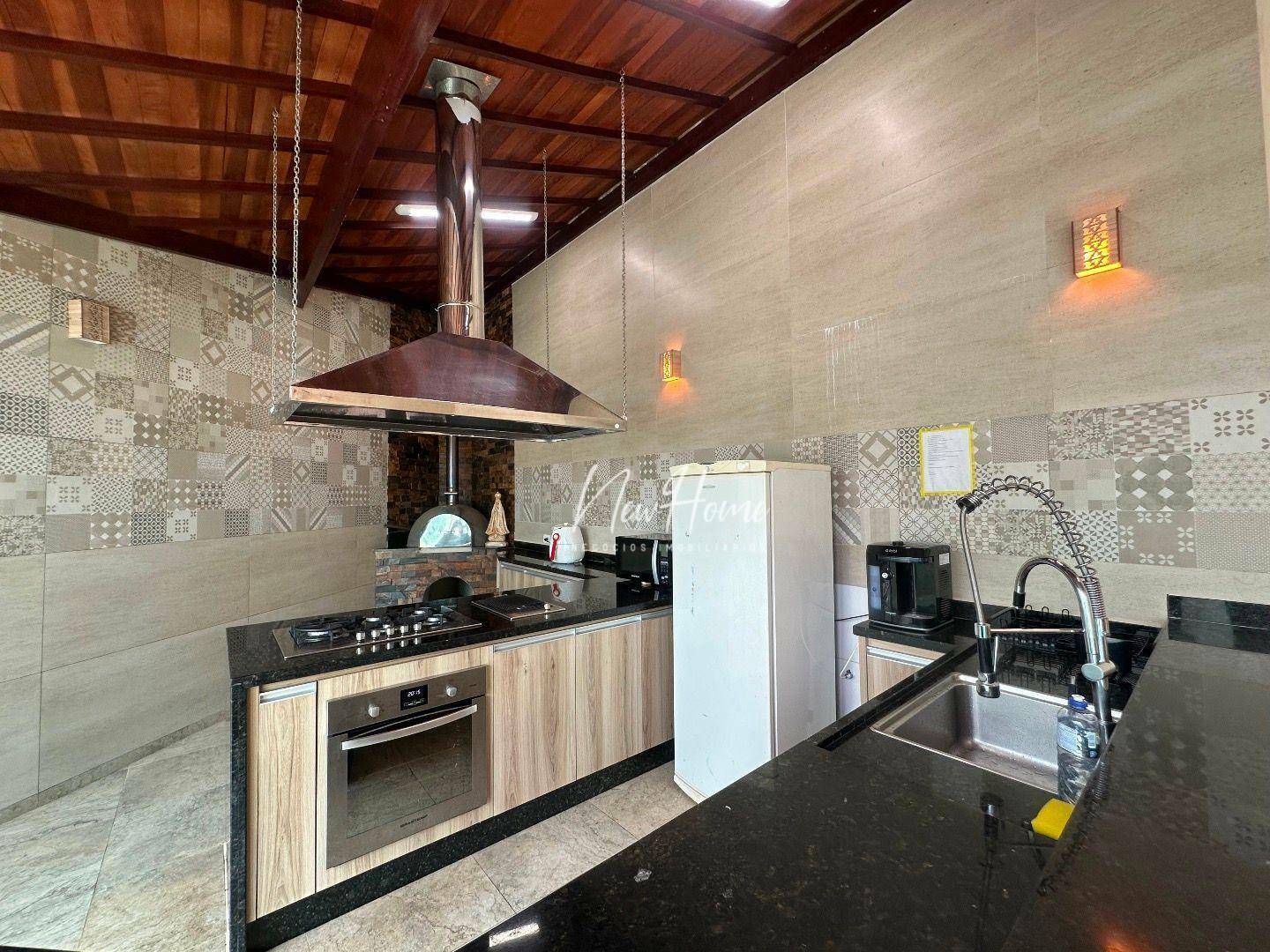 Casa à venda com 4 quartos, 406m² - Foto 2