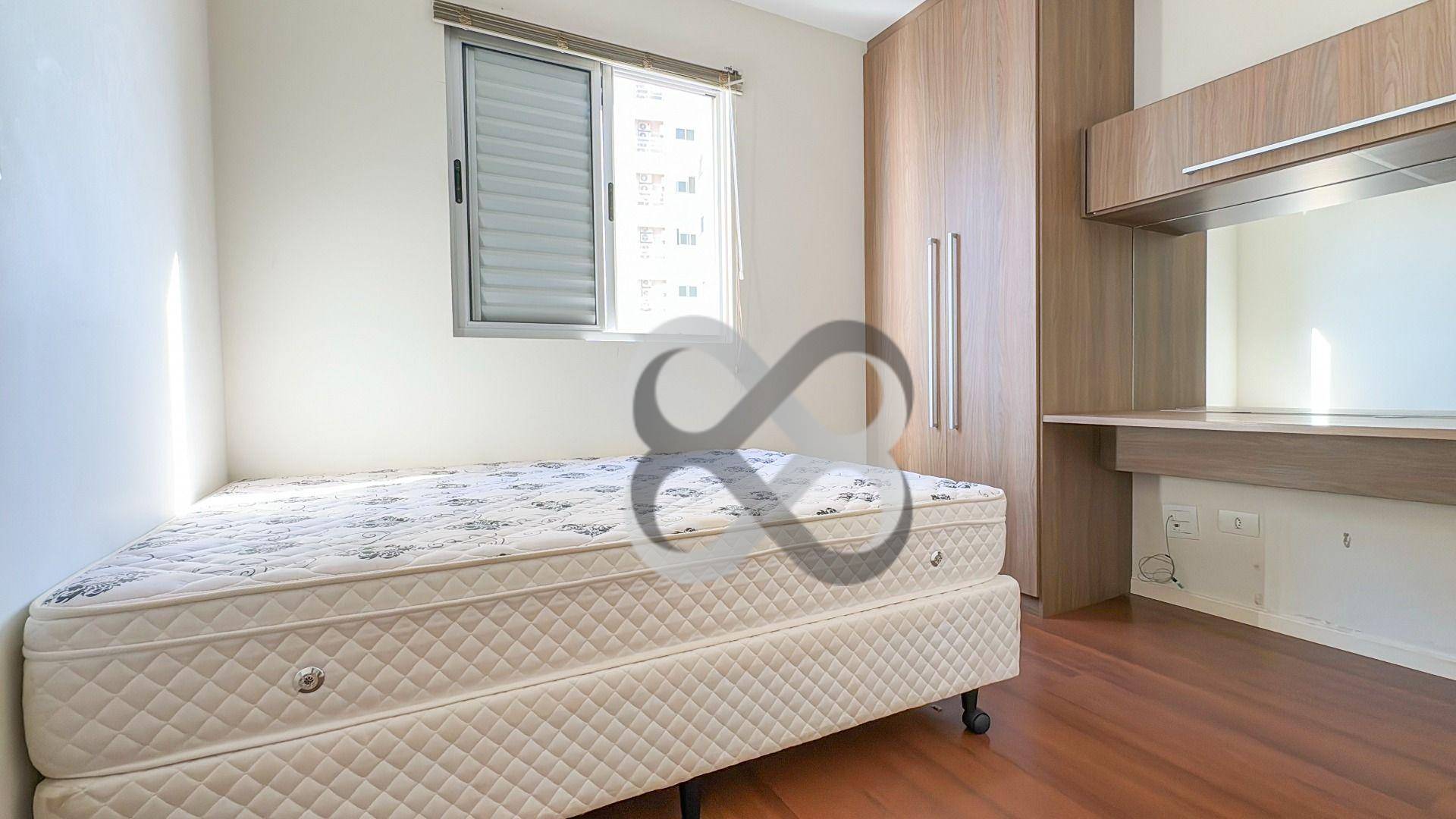 Apartamento à venda com 3 quartos, 80m² - Foto 12