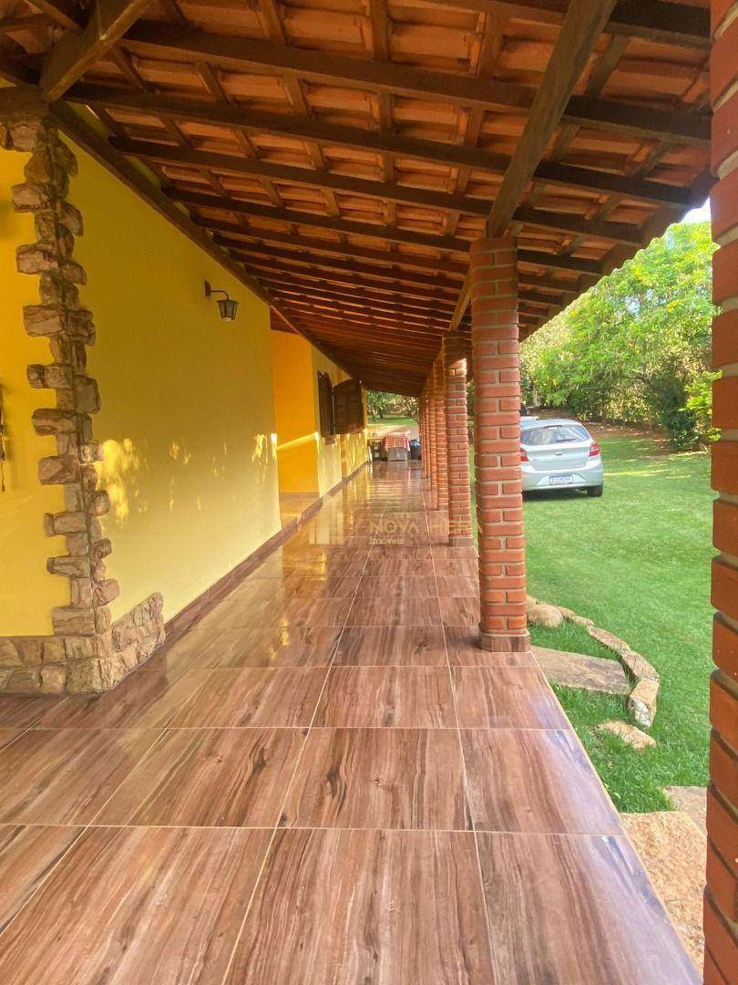 Chácara à venda com 7 quartos, 250m² - Foto 24