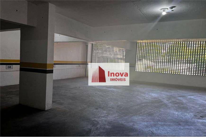 Apartamento à venda com 2 quartos, 65m² - Foto 32