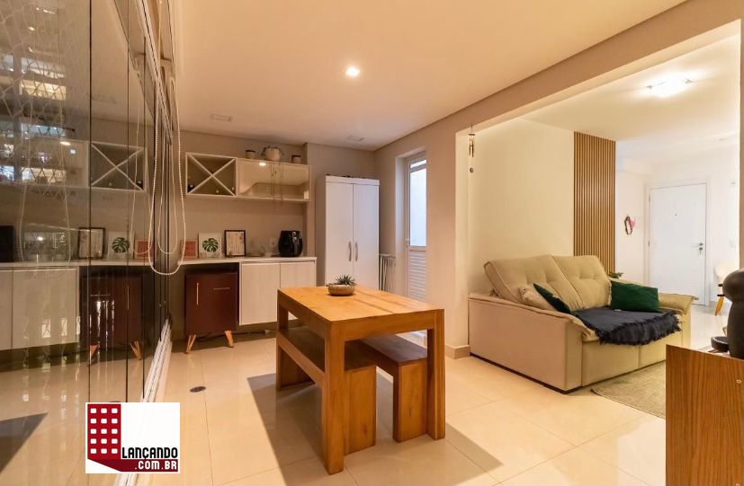 Apartamento à venda com 2 quartos, 70m² - Foto 1