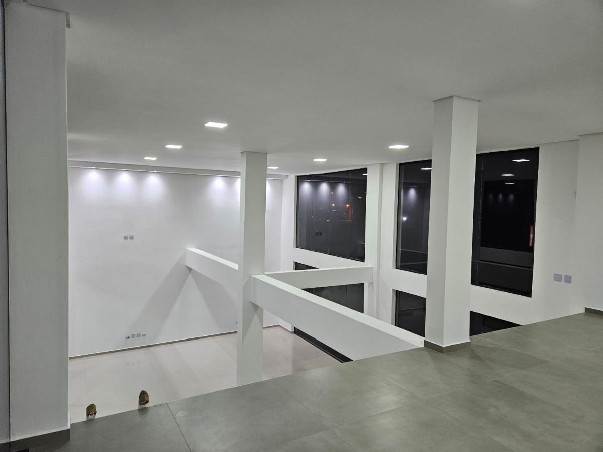 Depósito-Galpão-Armazém à venda, 120m² - Foto 12