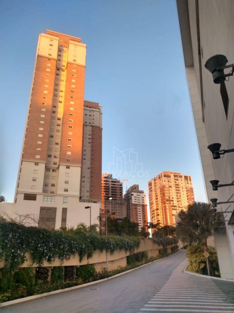 Apartamento para alugar com 3 quartos, 152m² - Foto 29