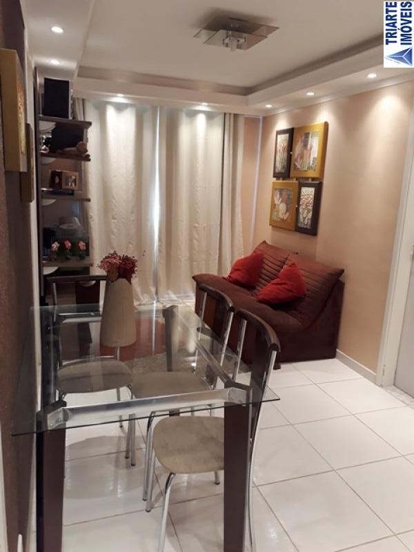 Apartamento à venda com 3 quartos, 50m² - Foto 3