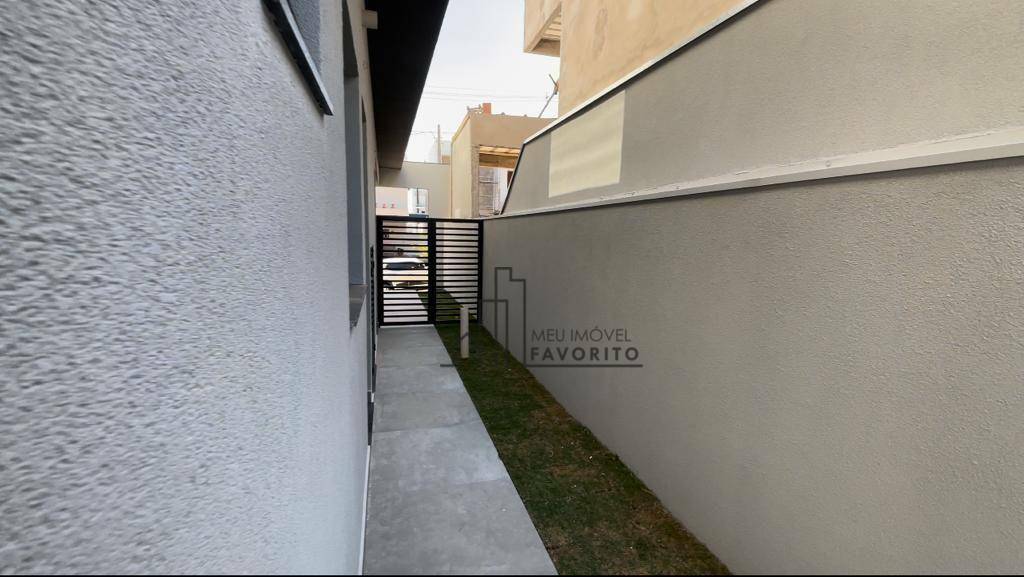 Casa à venda com 3 quartos, 210m² - Foto 8