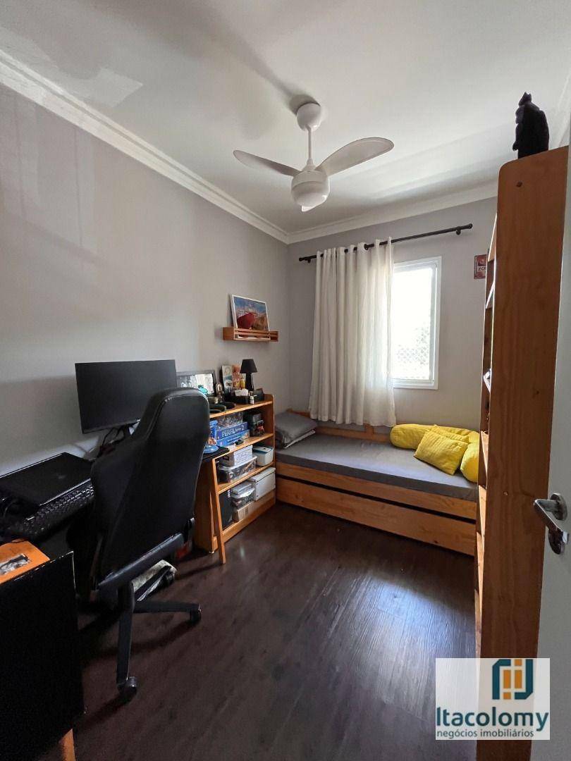 Apartamento à venda com 3 quartos, 80m² - Foto 11