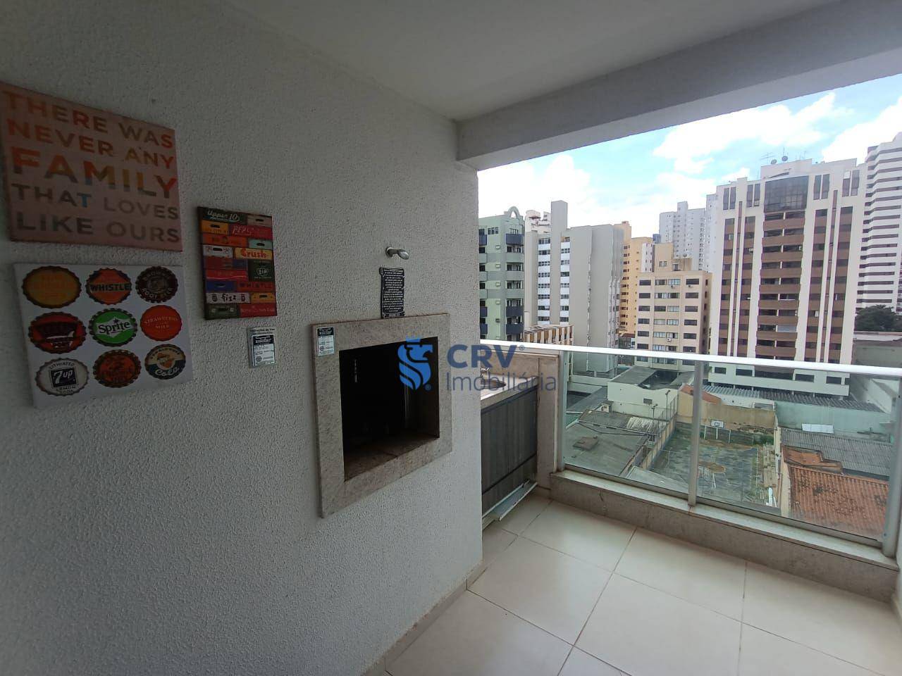 Apartamento à venda com 2 quartos, 78m² - Foto 4