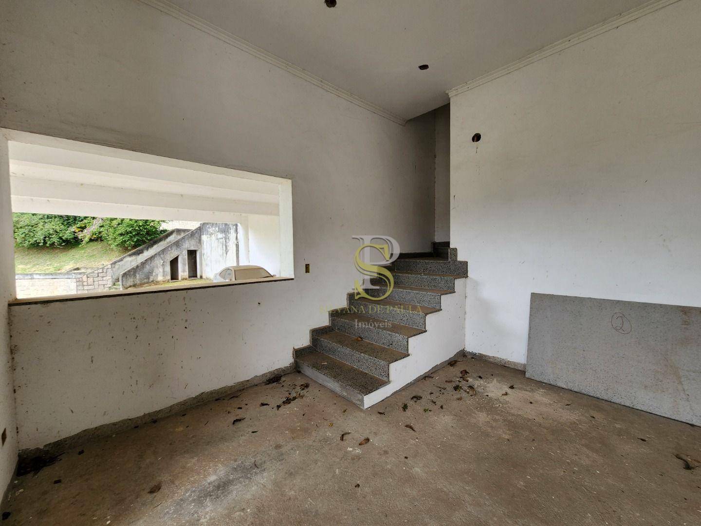 Casa de Condomínio à venda com 4 quartos, 350m² - Foto 17