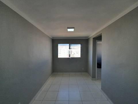 Apartamento à venda com 2 quartos, 43m² - Foto 1