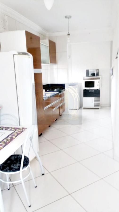 Apartamento à venda com 2 quartos, 75m² - Foto 3