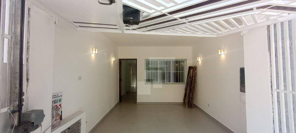 Casa à venda e aluguel com 2 quartos, 120m² - Foto 2