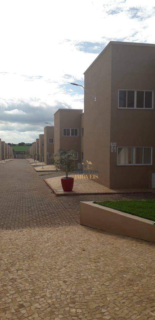 Apartamento para alugar com 2 quartos, 55m² - Foto 2
