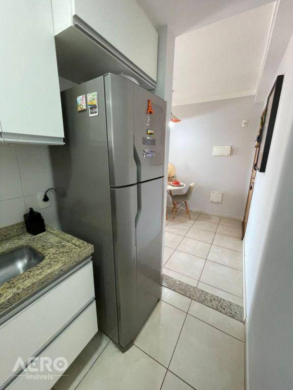 Apartamento para alugar com 2 quartos, 48m² - Foto 25