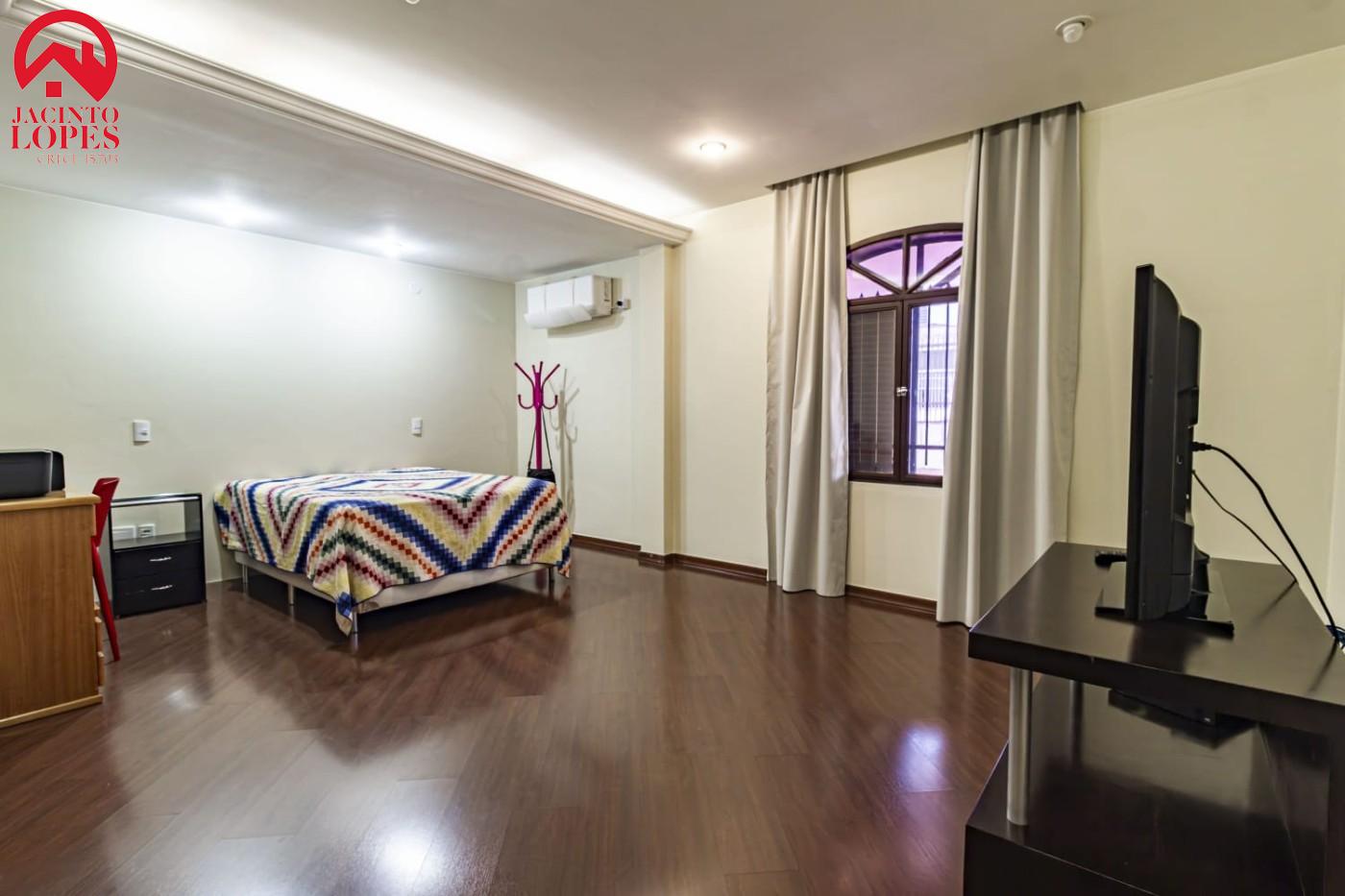 Casa à venda com 6 quartos, 450m² - Foto 44