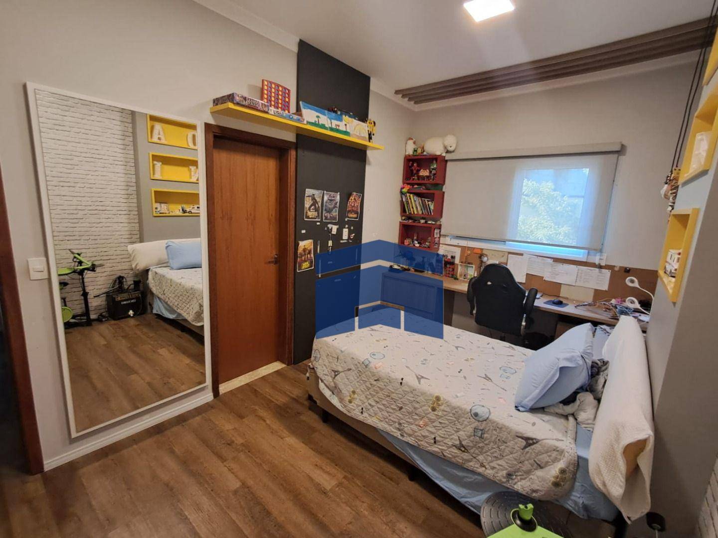 Casa de Condomínio à venda e aluguel com 3 quartos, 200m² - Foto 17