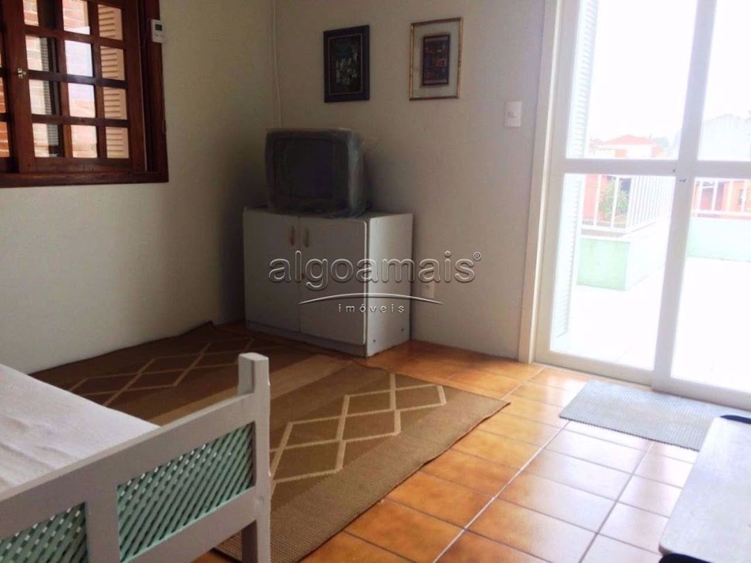 Casa à venda com 3 quartos, 165m² - Foto 18