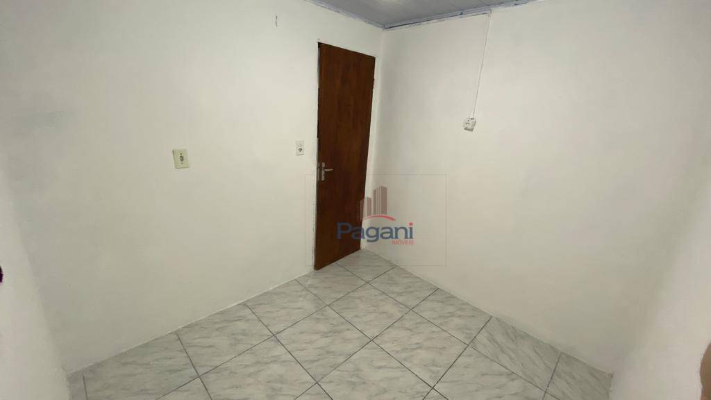 Casa à venda com 2 quartos, 150m² - Foto 9