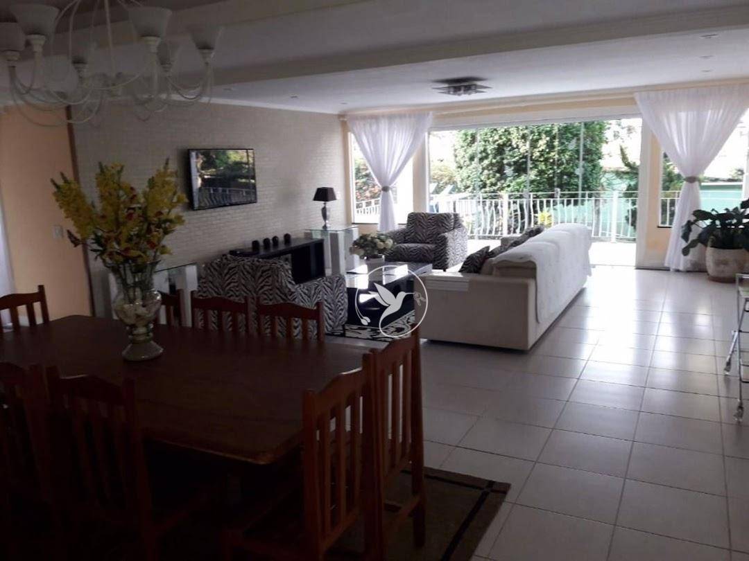 Casa à venda com 5 quartos, 380m² - Foto 3