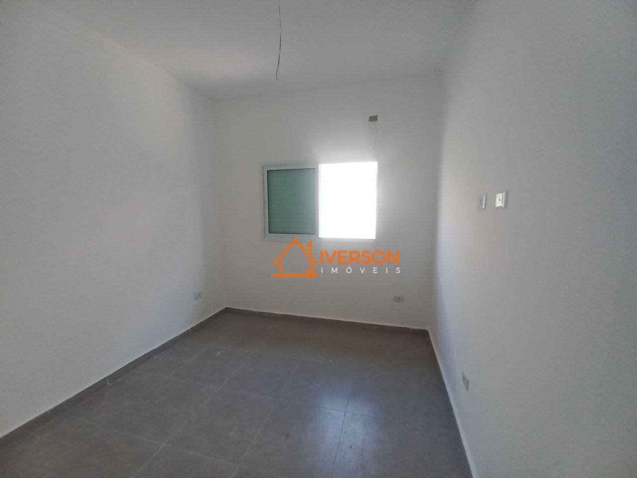 Casa à venda com 3 quartos, 69m² - Foto 6