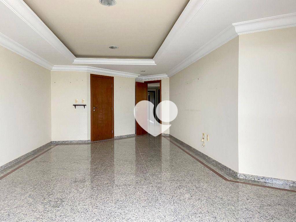 Apartamento à venda com 4 quartos, 169m² - Foto 4