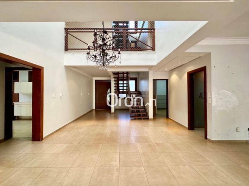 Sobrado à venda com 5 quartos, 387m² - Foto 4