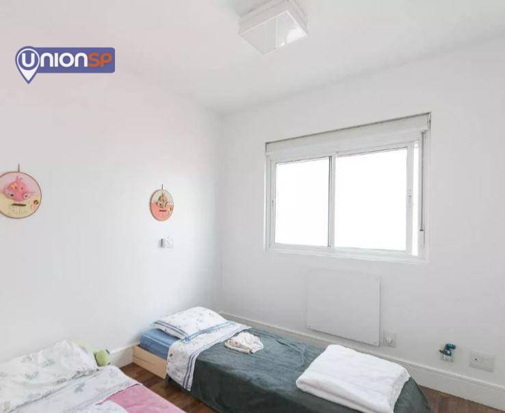 Apartamento à venda com 3 quartos, 127m² - Foto 11