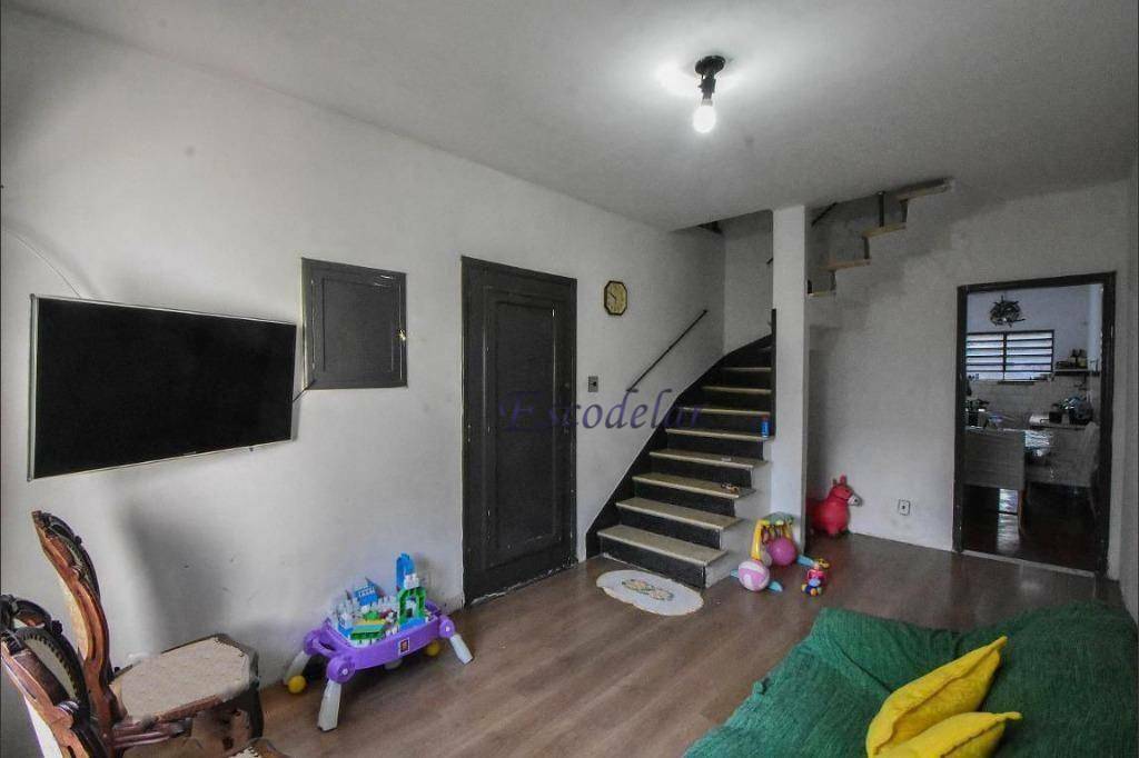 Sobrado à venda com 2 quartos, 80m² - Foto 4