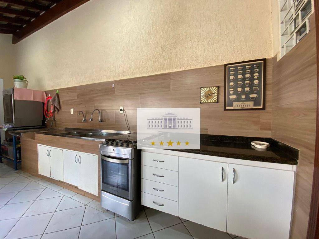 Casa, 3 quartos, 200 m² - Foto 9