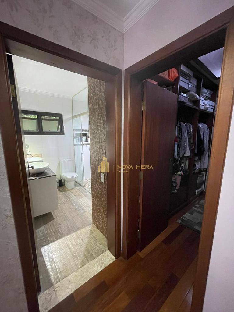 Sobrado à venda com 4 quartos, 354m² - Foto 30