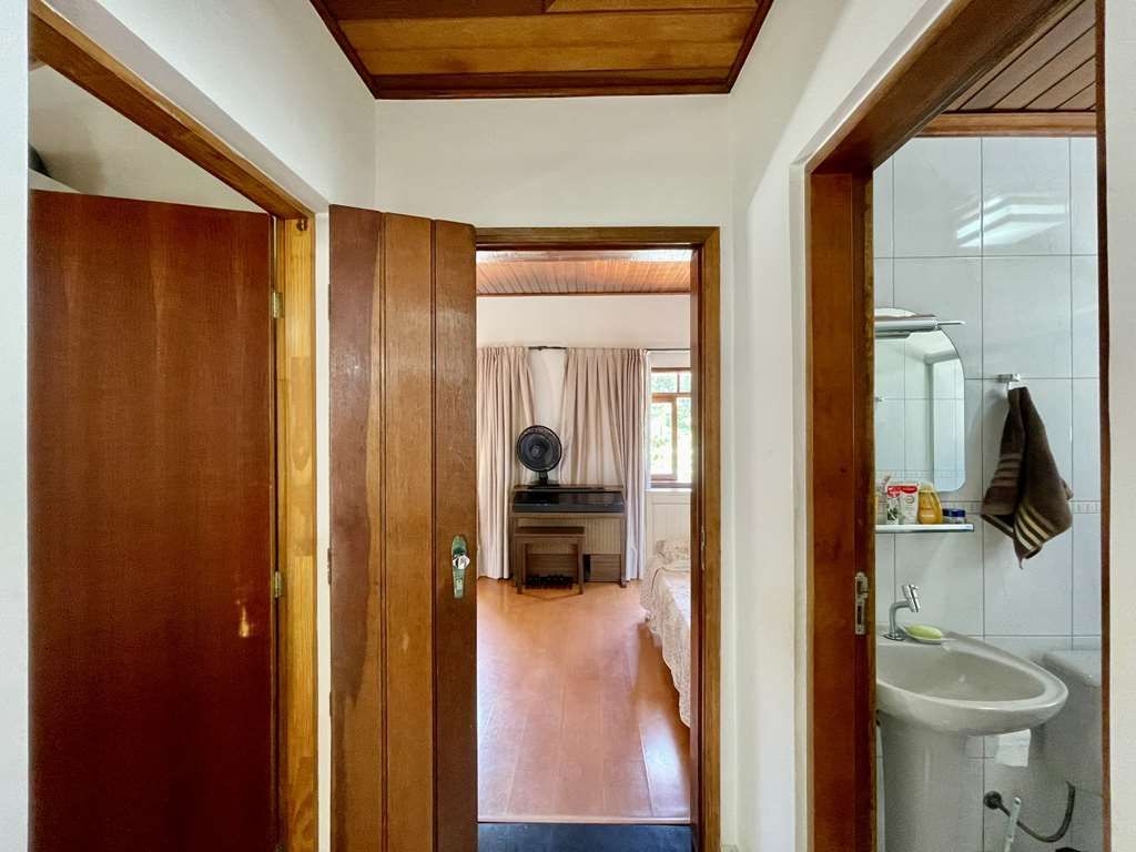 Casa de Condomínio à venda com 3 quartos, 215m² - Foto 38