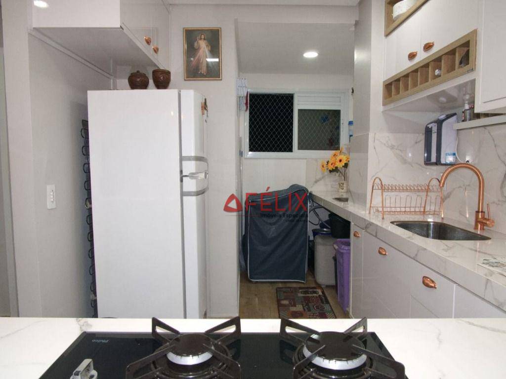 Apartamento à venda com 2 quartos, 65m² - Foto 8