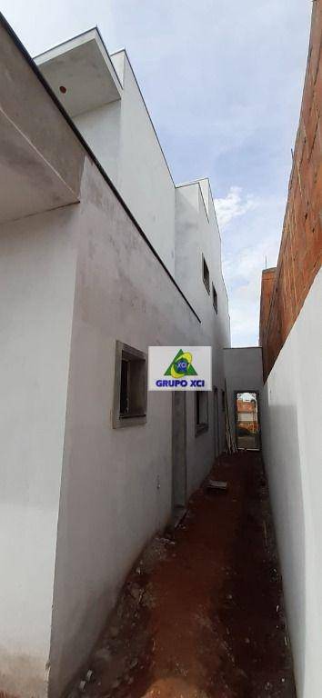 Sobrado à venda com 3 quartos, 200m² - Foto 5