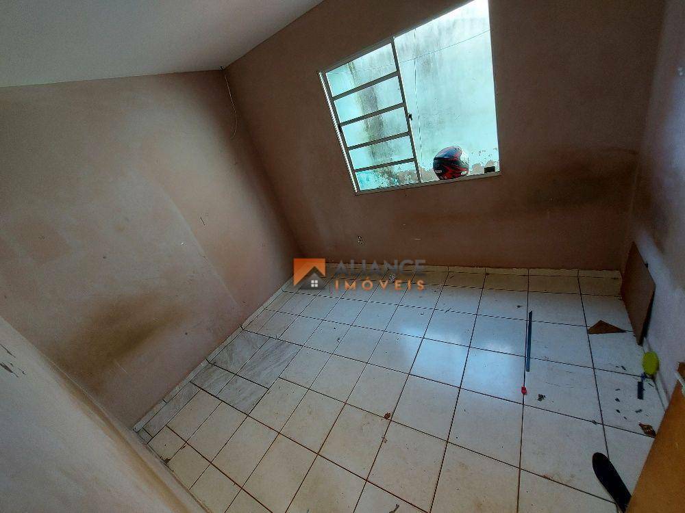 Casa à venda e aluguel com 6 quartos, 200M2 - Foto 16