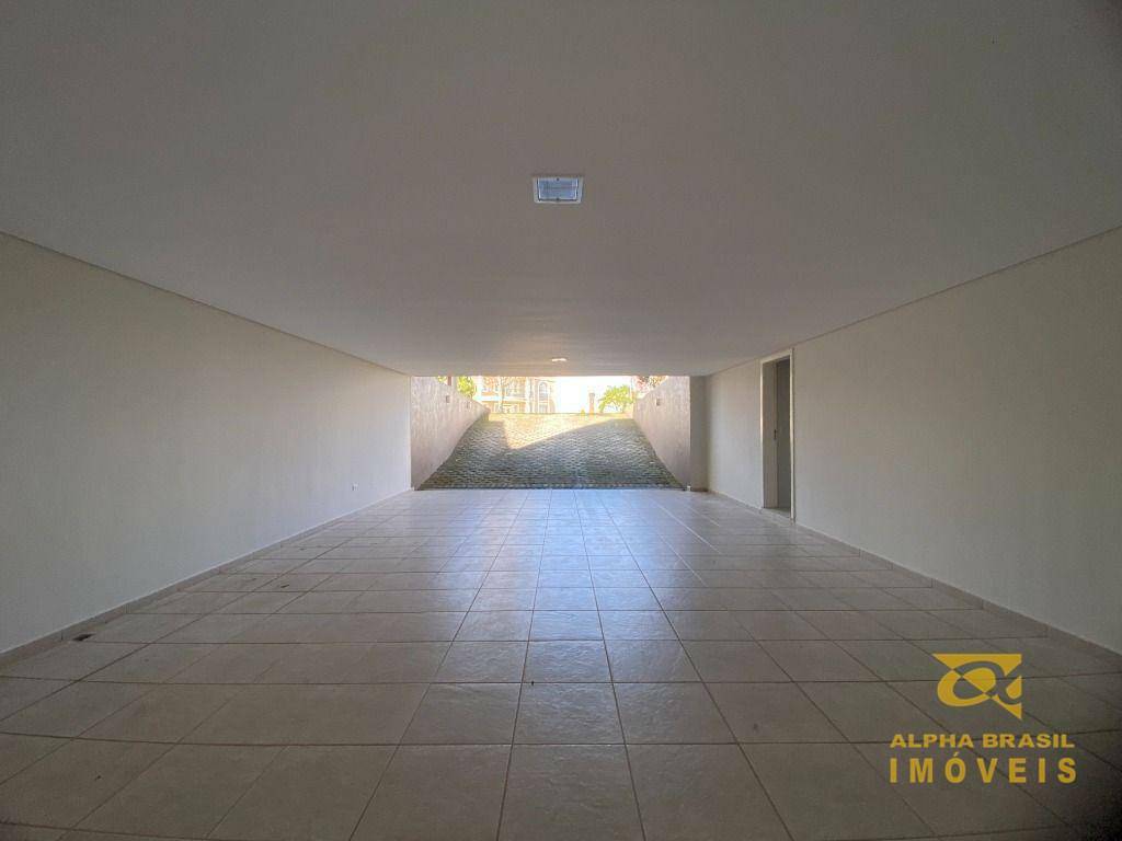 Casa de Condomínio à venda e aluguel com 4 quartos, 610m² - Foto 30